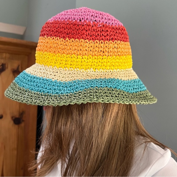 NWT ON 34th Women’s Striped Crochet Cloche Adjustable Hat - Picture 2 of 6